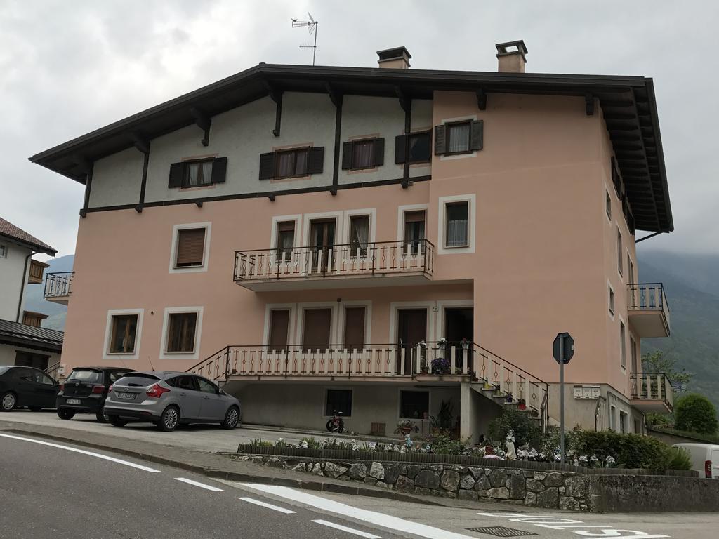Palazzina Rosa Apartman Spormaggiore Kültér fotó