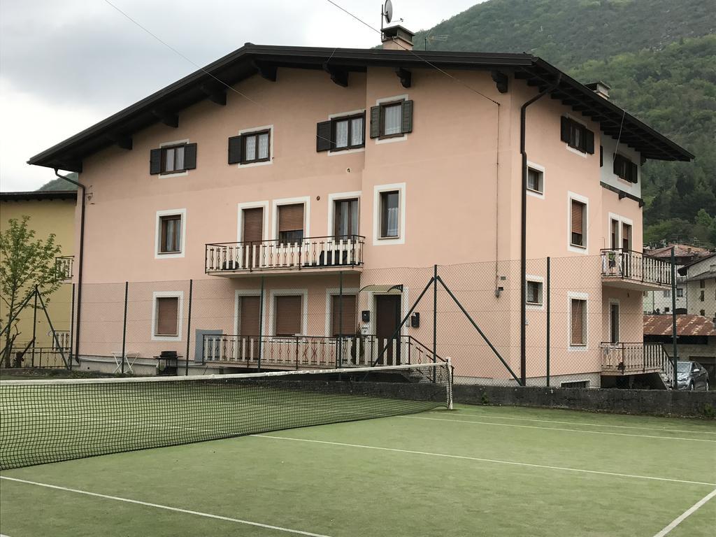 Palazzina Rosa Apartman Spormaggiore Kültér fotó