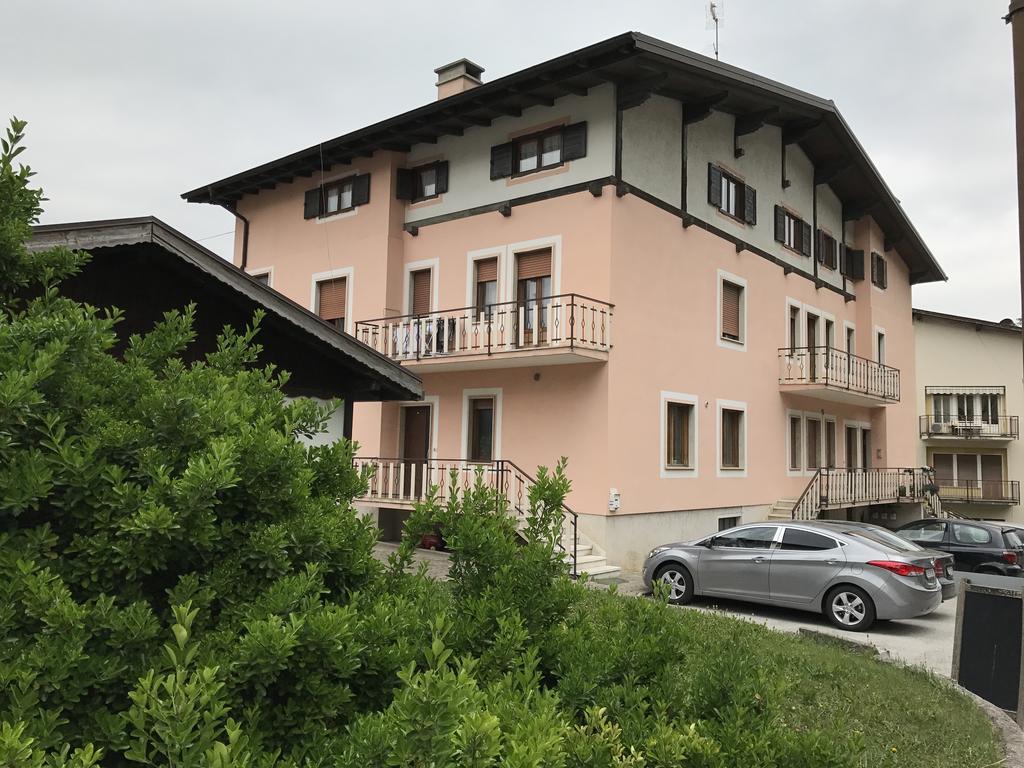 Palazzina Rosa Apartman Spormaggiore Kültér fotó